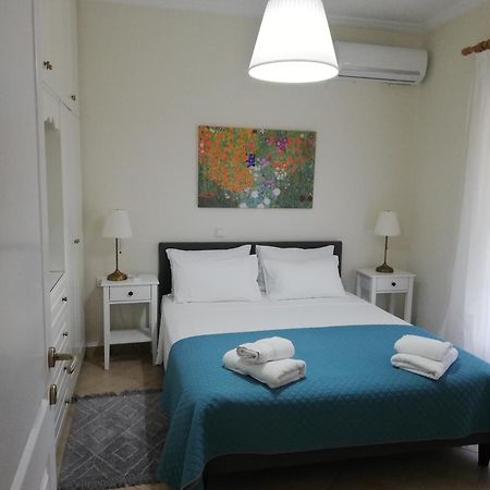 Sunny Stay Furnished Apartment In Kanoni Eksteriør billede